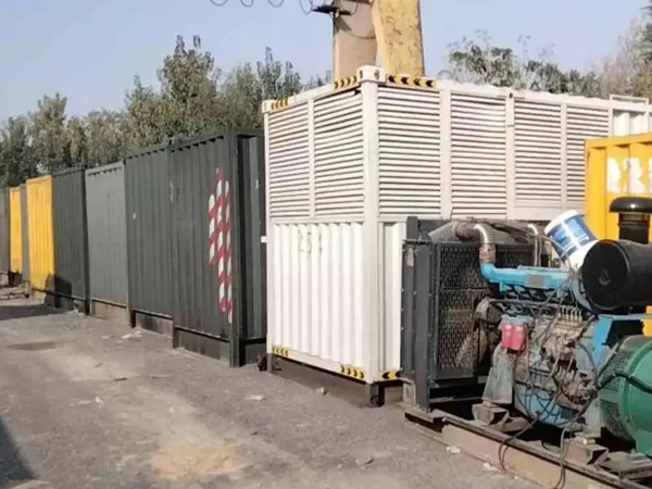 稷山200KW柴油发电机机组每小时油耗是多少？